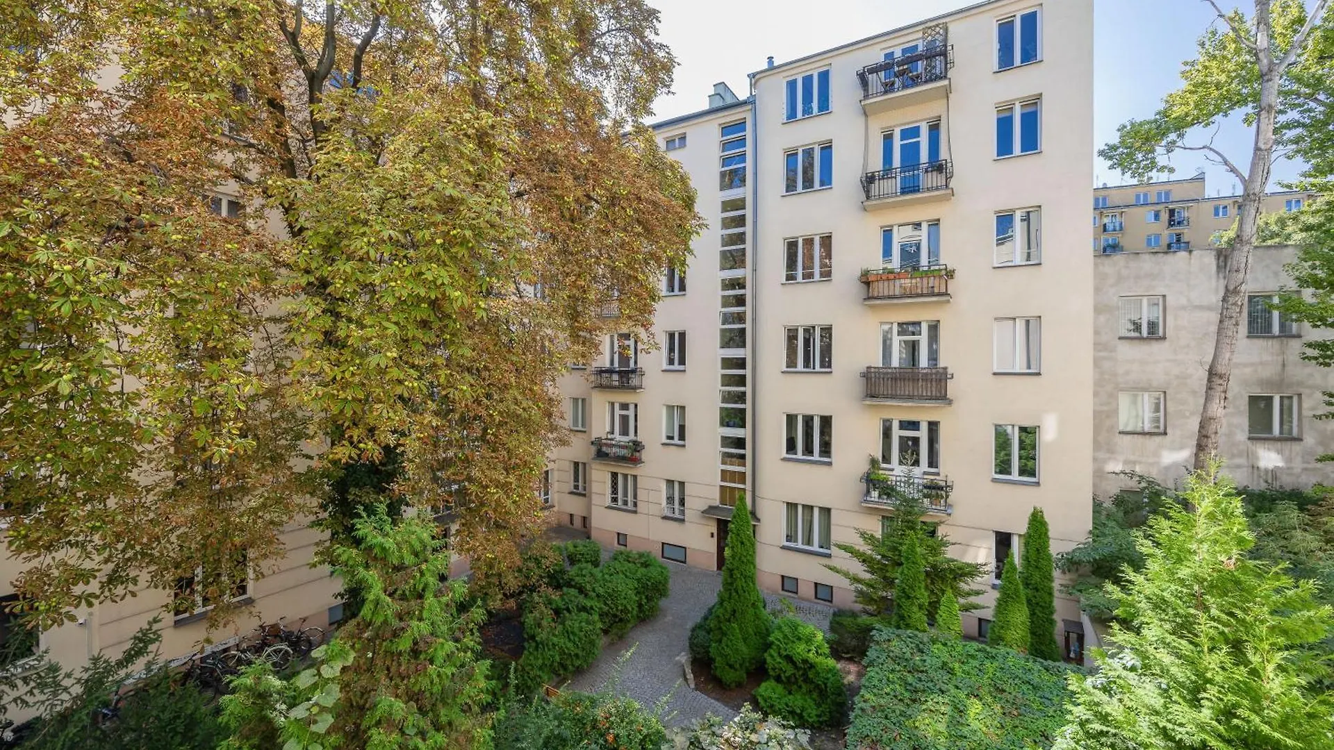 Atmospheric 1 Bedroom Apartment By Noclegi Renters Warsaw Poland
