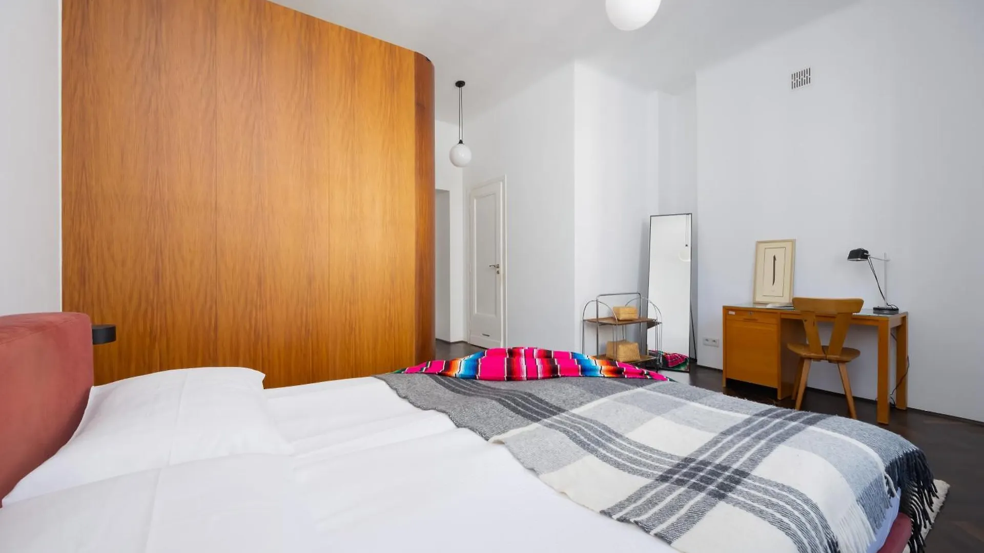 Atmospheric 1 Bedroom Apartment By Noclegi Renters Warsaw