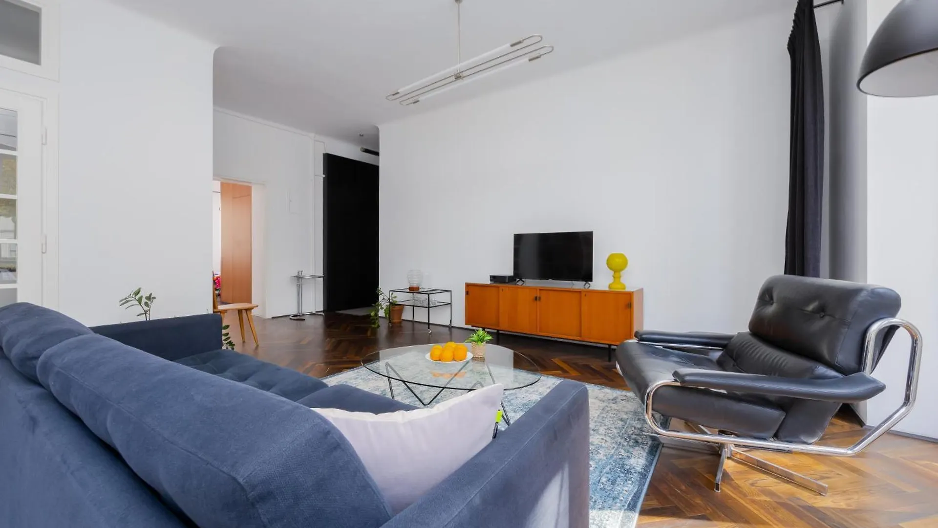 Atmospheric 1 Bedroom Apartment By Noclegi Renters Warsaw