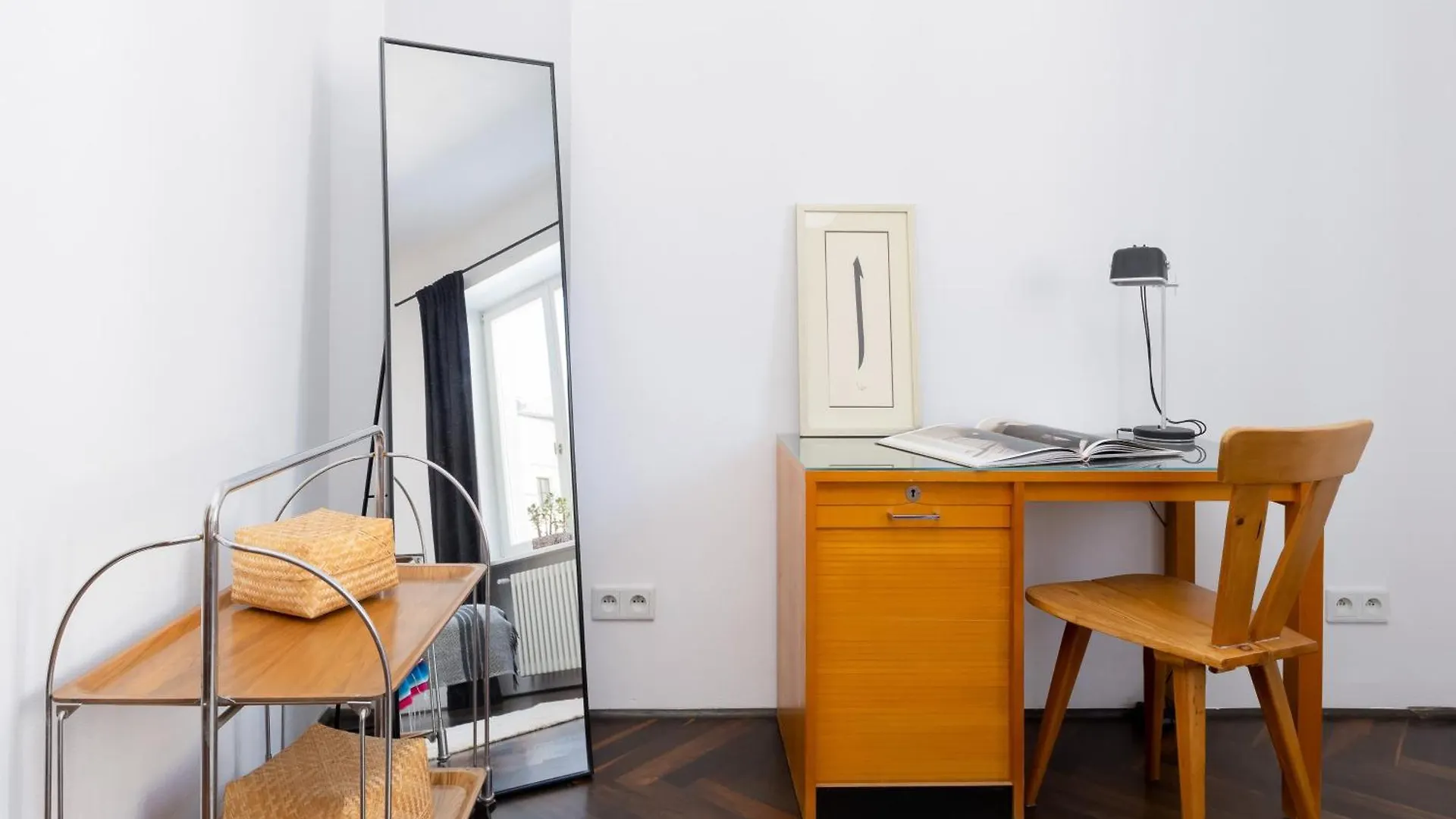 Atmospheric 1 Bedroom Apartment By Noclegi Renters Warsaw